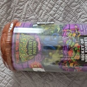 Teenage Mutant Ninja Turtles Mutant Mayhem Bucket Of Mini Figures "New"